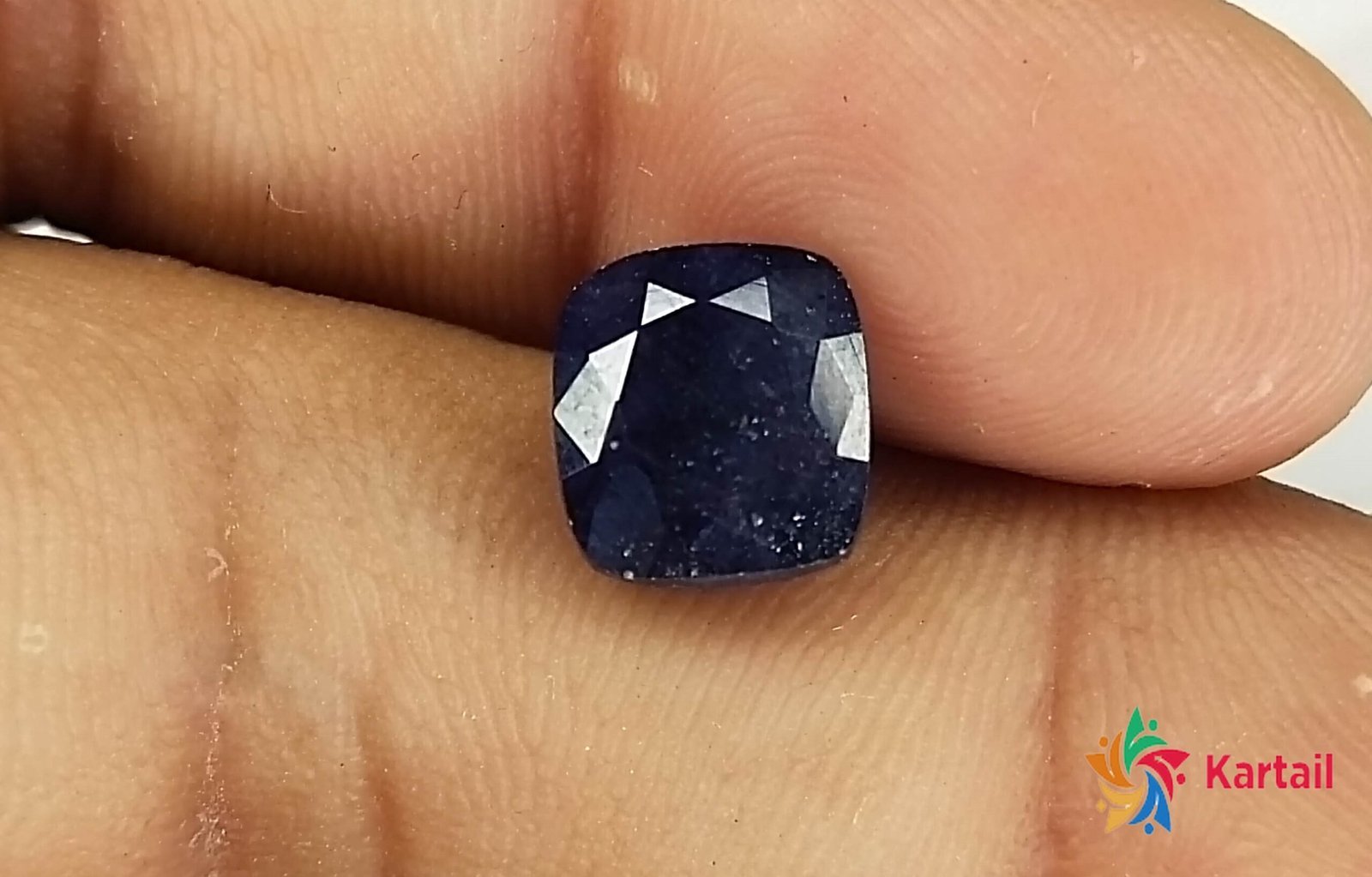 blue-sapphire-diamond-2