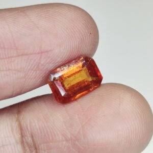 Ceylon Hessonite Garnet (Gomed) Ð Natural & Certified Loose Gemstone for Vedic Astrology 2.55 Ct