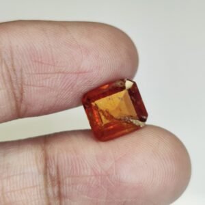 Finely Cut Gomed Gemstone Ð Certified Hessonite Garnet for Exclusive Jewelry 4.2 Ct