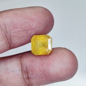 Top-Quality Natural Pushyaragam Stone for Spiritual Growth 5.1Ct