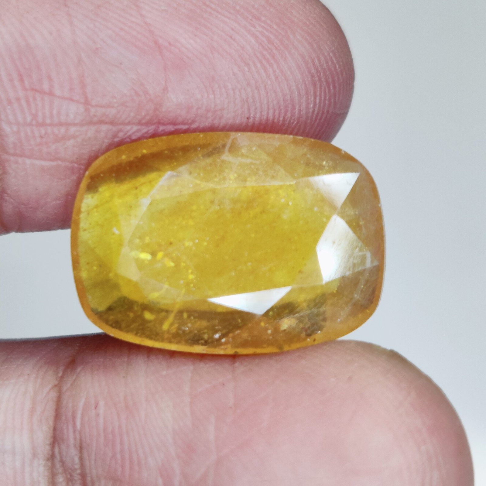 Natural Kanakapushyaragam Gemstone for Luck & Fortune 14.3Ct
