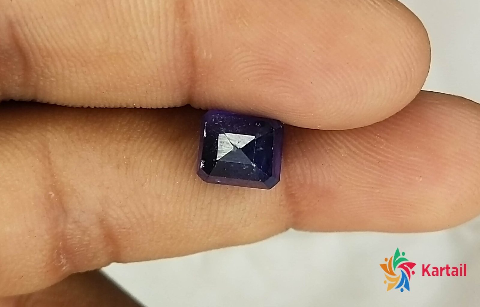 blue-sapphire-diamond-2