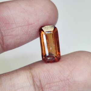 High-Energy Gomed Ð Certified Natural Hessonite Garnet for Meditation & Healing 4.05 Ct